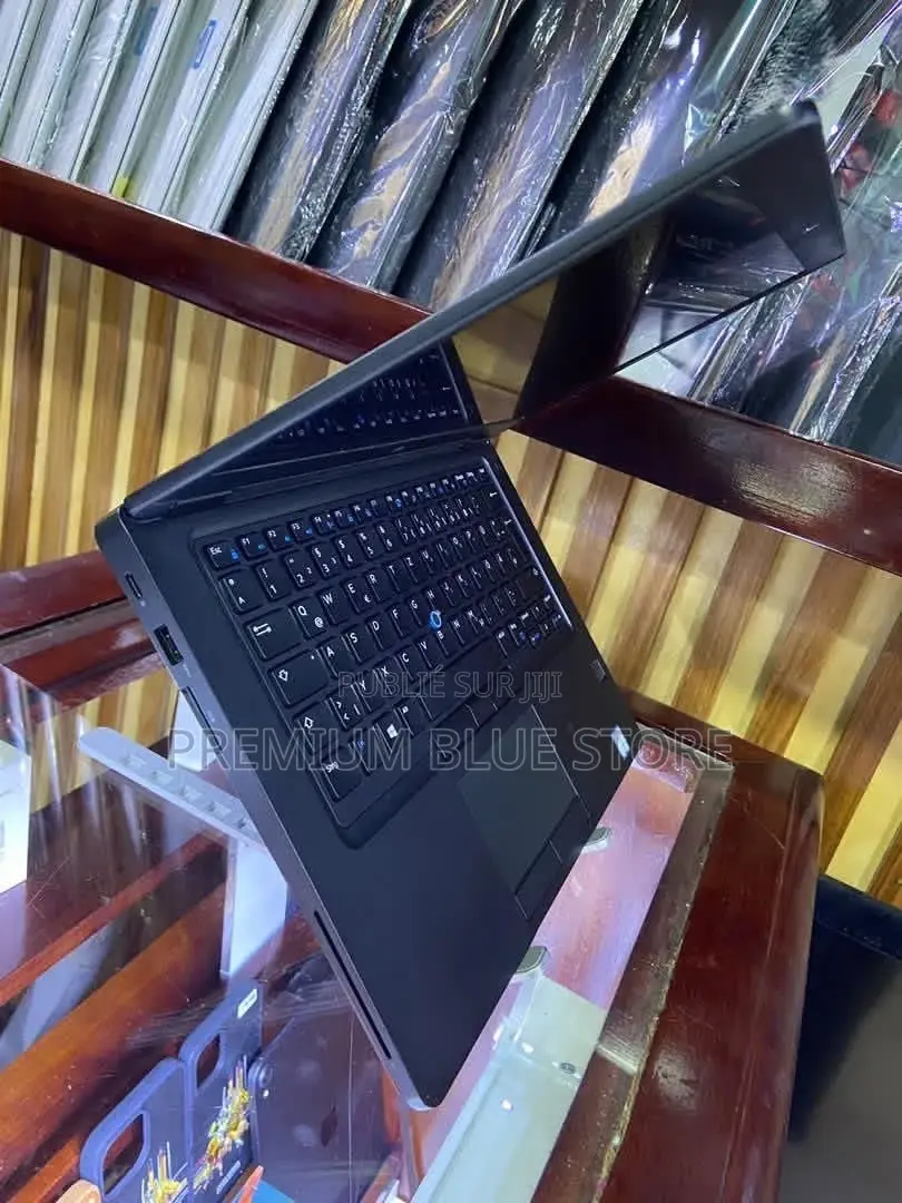 Nouveau Dell Latitude 5490 16GB Intel Core i5 SSD 512GB