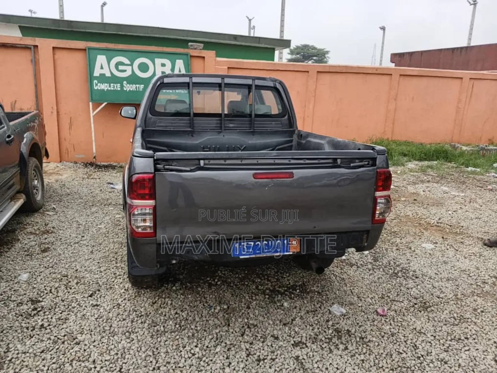 Toyota Hilux 2015 Gris