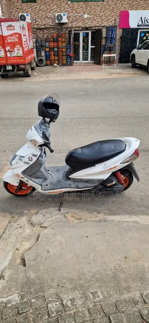 Yamaha Autre 2010 Blanc