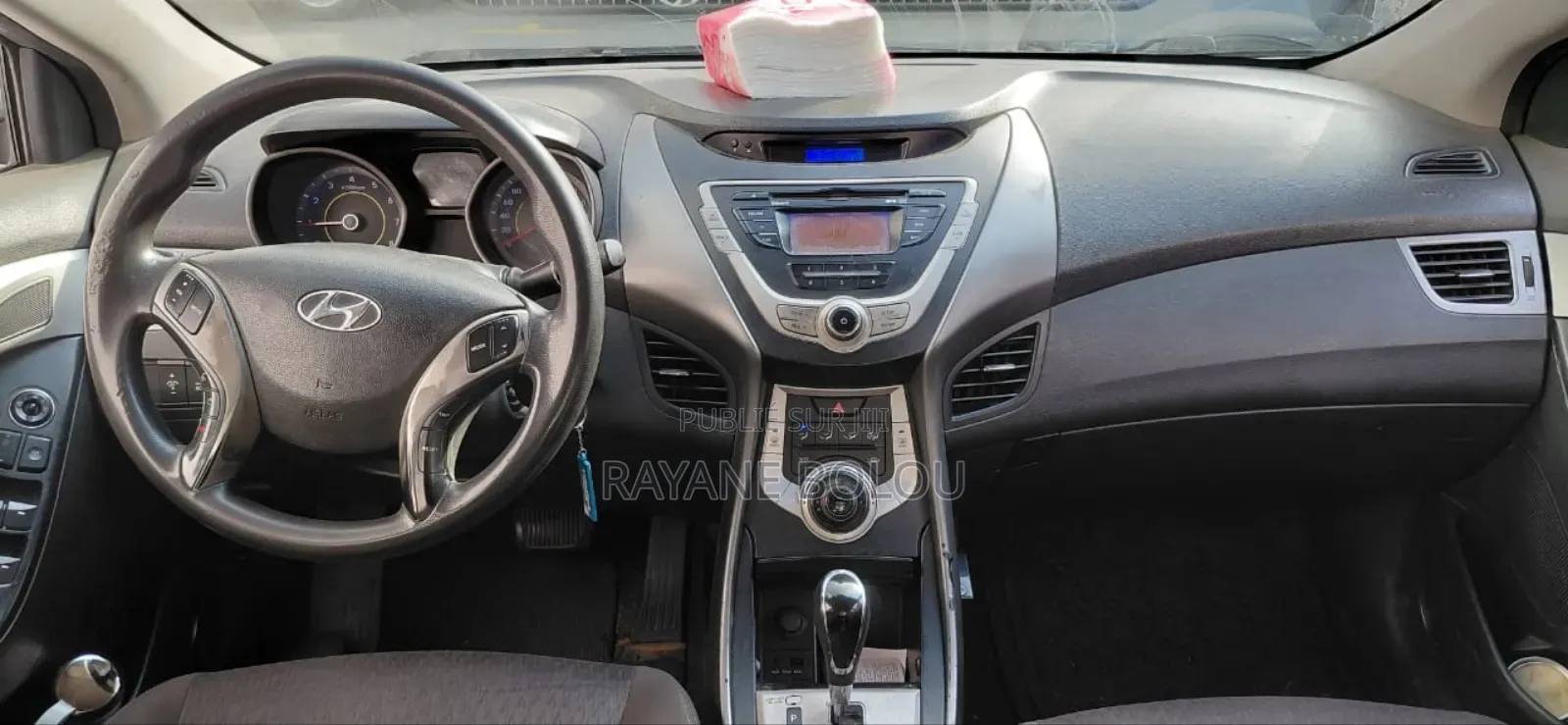 Hyundai Accent SE 2013 Gris