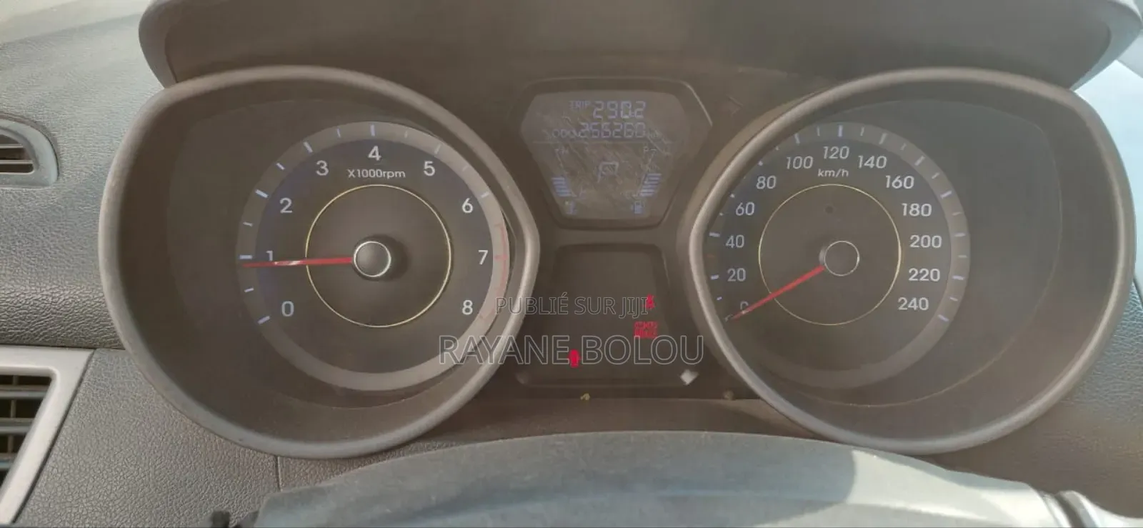 Hyundai Accent SE 2013 Gris