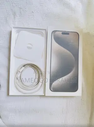 Nouveau Apple iPhone 15 Pro 256 GB Orange