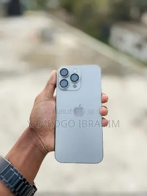 Nouveau Apple iPhone 15 Pro 256 GB Orange