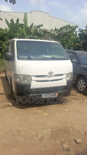 Toyota HiAce 2018 Blanc