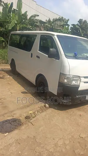 Toyota HiAce 2018 Blanc