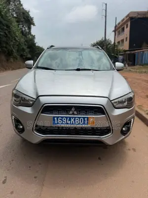 Mitsubishi RVR 2017 Gris
