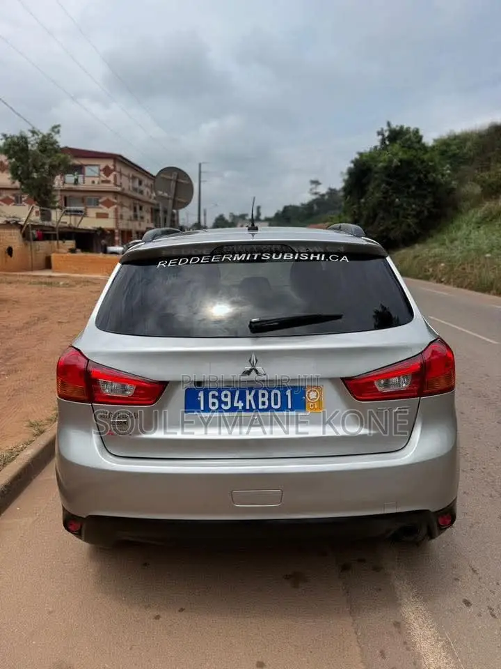 Mitsubishi RVR 2017 Gris