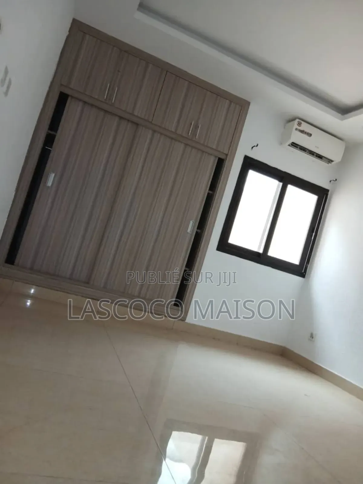 3chbre Appartement dans Lascoco Maison, Cocody à Vendre