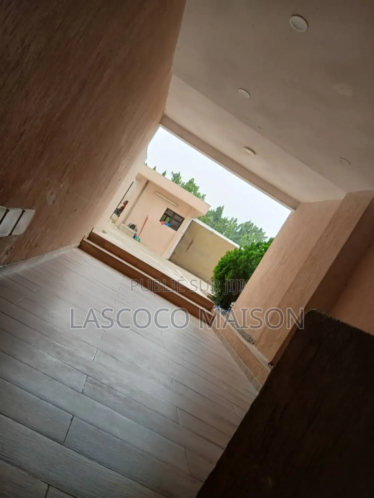 3chbre Appartement dans Lascoco Maison, Cocody à Vendre
