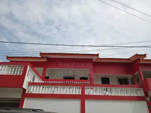 8chbre Duplex dans Grande Villa Duplex, Cocody à Louer