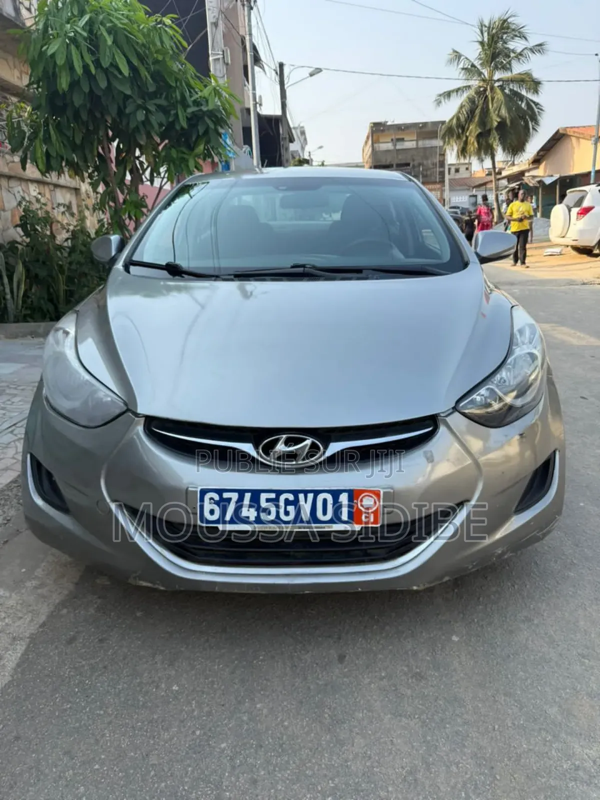 Hyundai Avante 2020 Gris