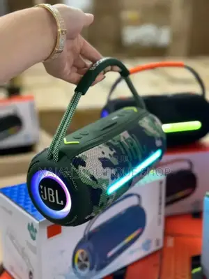JBL Boombox 360