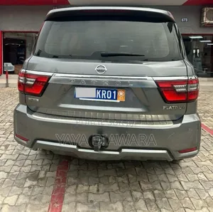 Nissan Patrol 2017 Gris