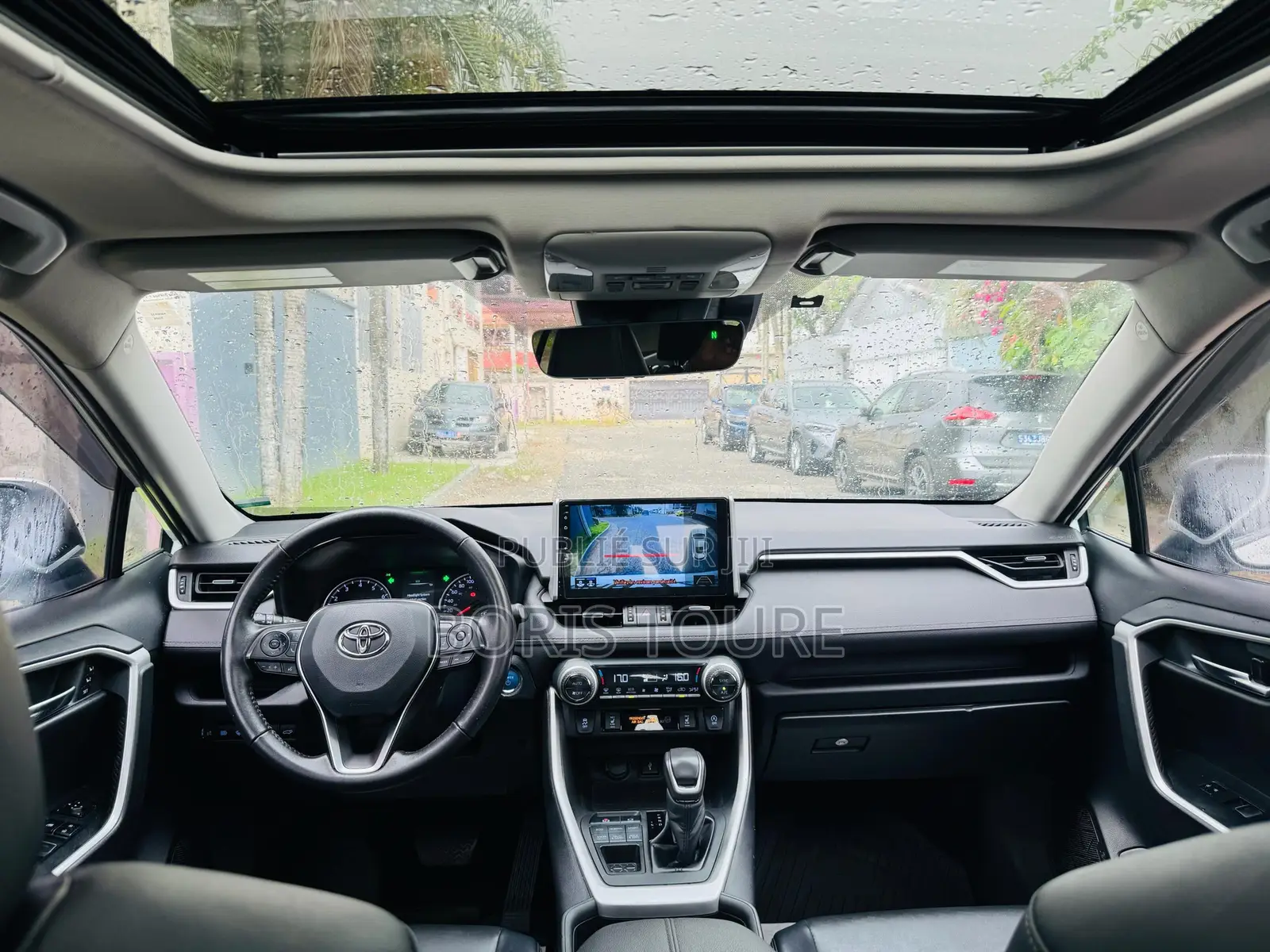 Toyota RAV4 XLE 2022 Blanc