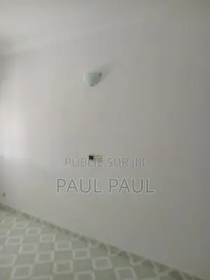 8chbre Duplex dans Grande Villa Duplex, Cocody à Louer