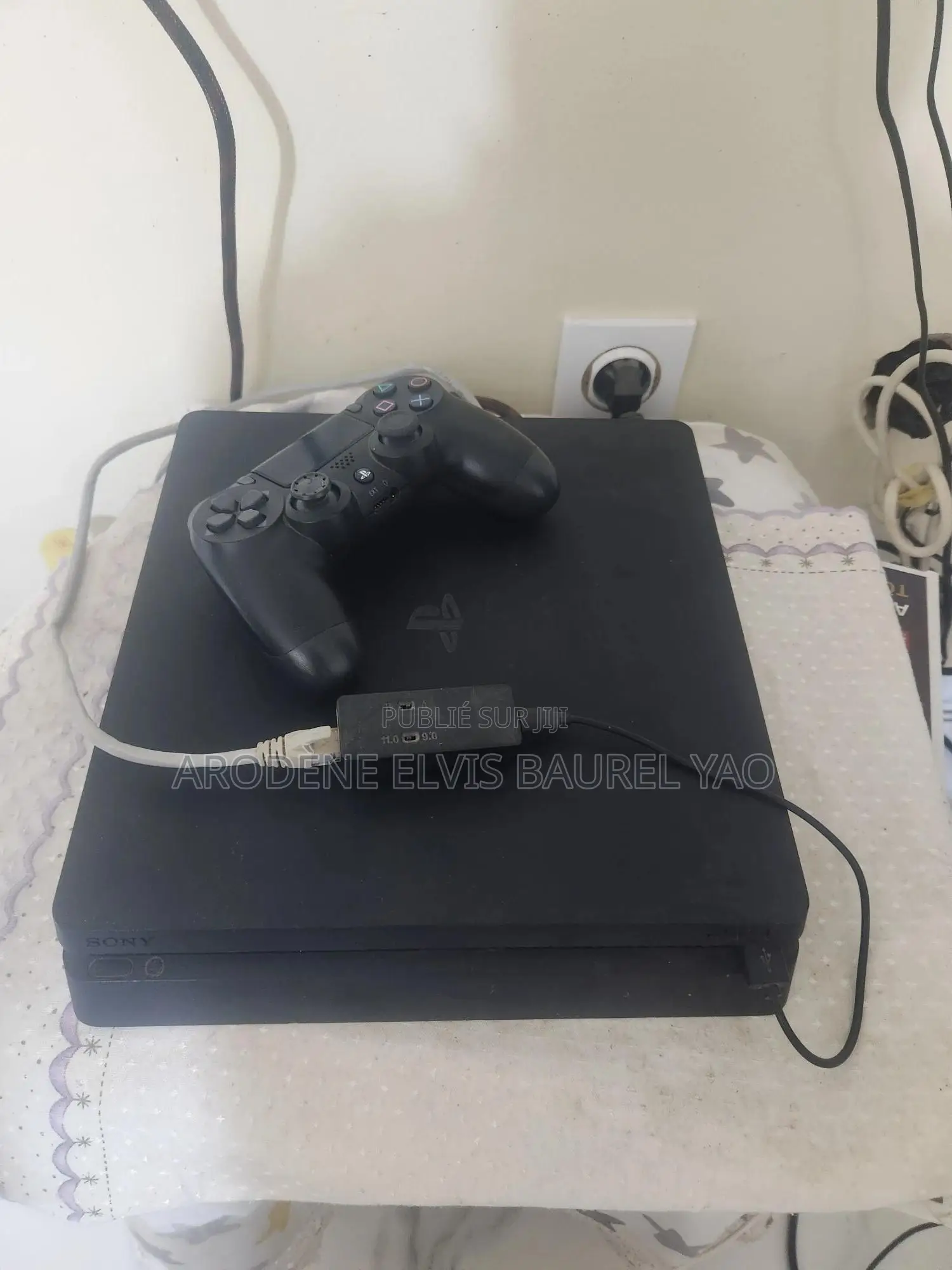 Ps4 Slim Quasi Neuf Craqué