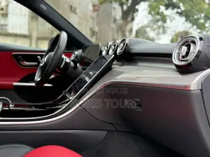 Mercedes-Benz C300 2023 Blanc