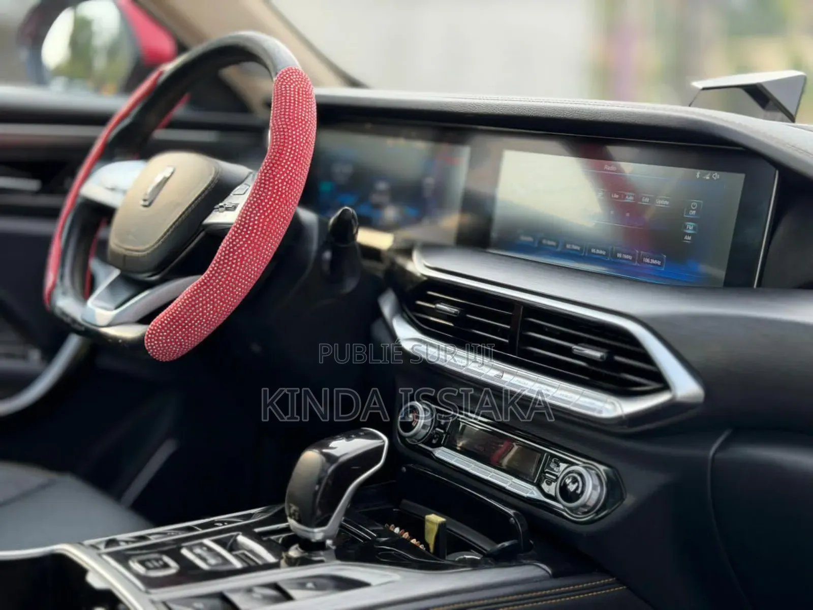 Bestune T77 1.2 FWD 2022 Rouge