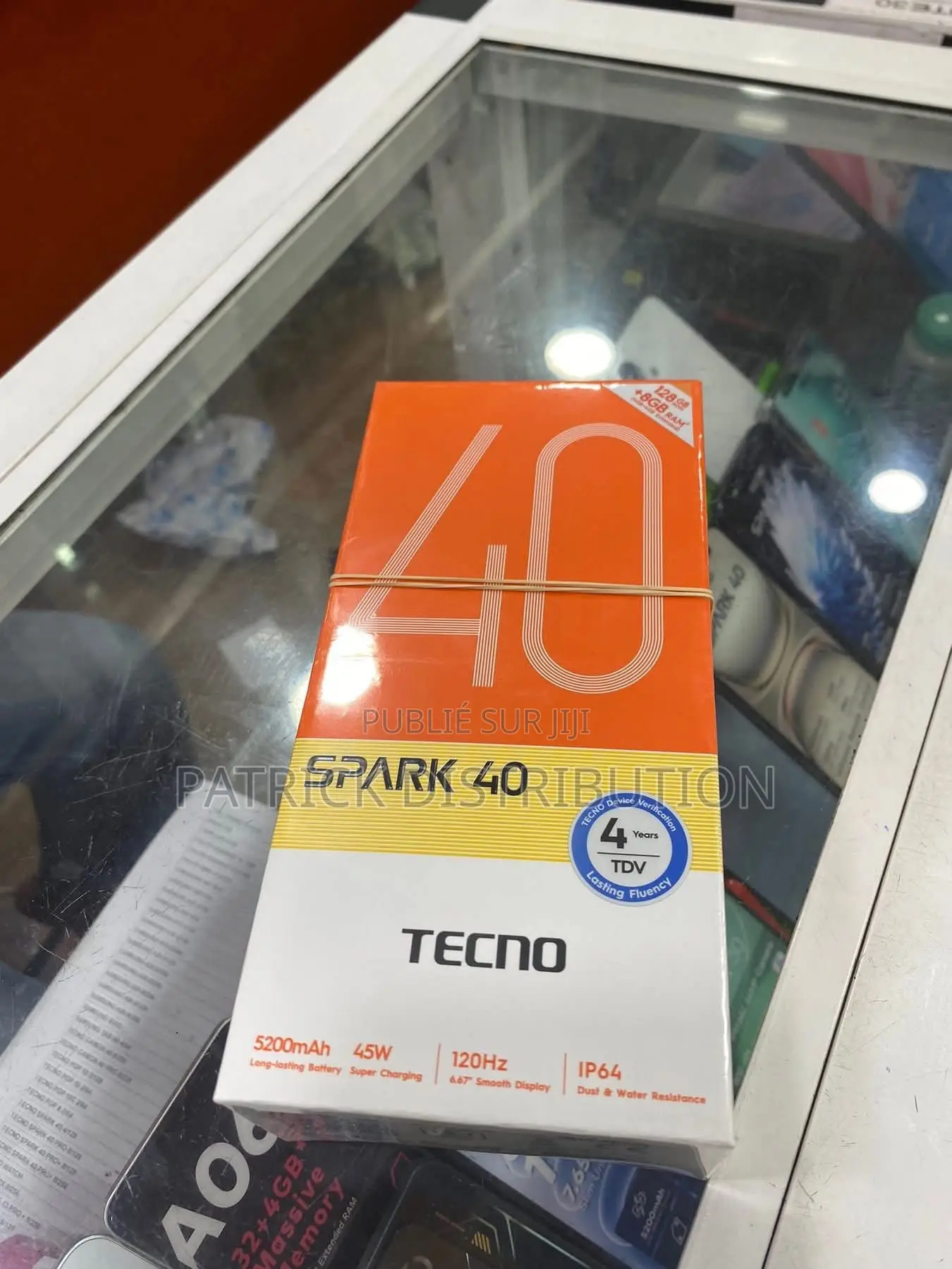 Nouveau Tecno Spark 40 256 GB Argenté