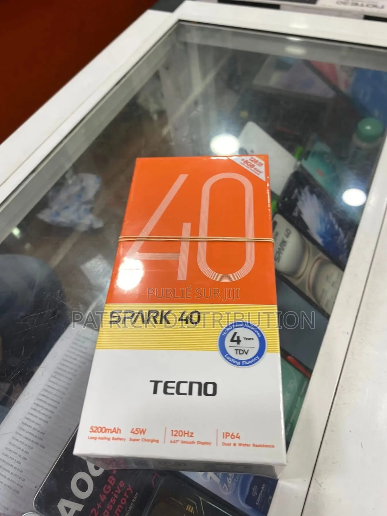 Nouveau Tecno Spark 40 256 GB Argenté