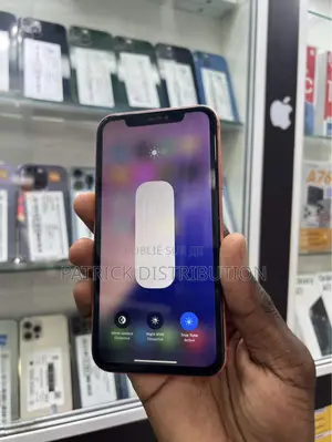 Apple iPhone XR 128 GB Or rose