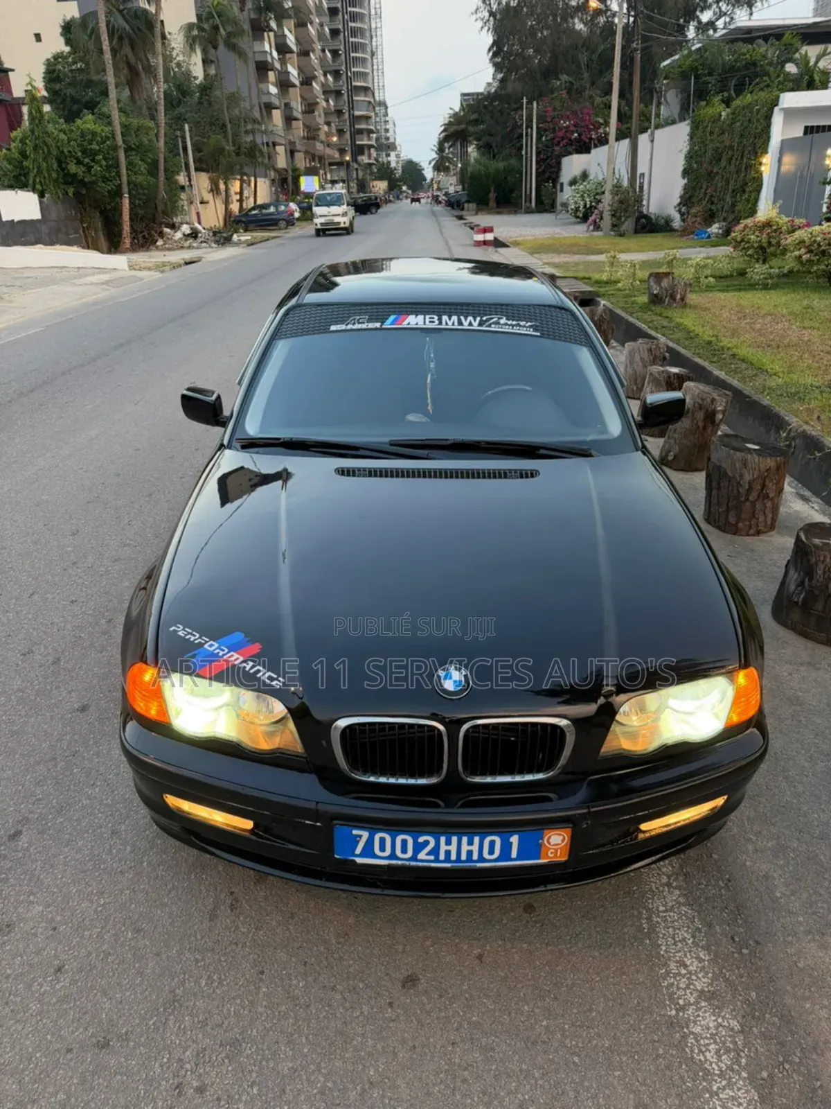 BMW 318i 2002 Noir