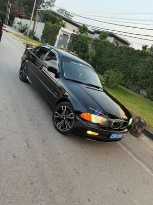 BMW 318i 2002 Noir