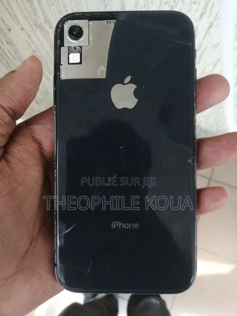 Apple iPhone XR 64 GB Noir