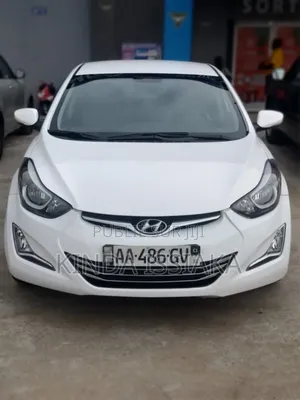Hyundai Avante 2014 Blanc cassé