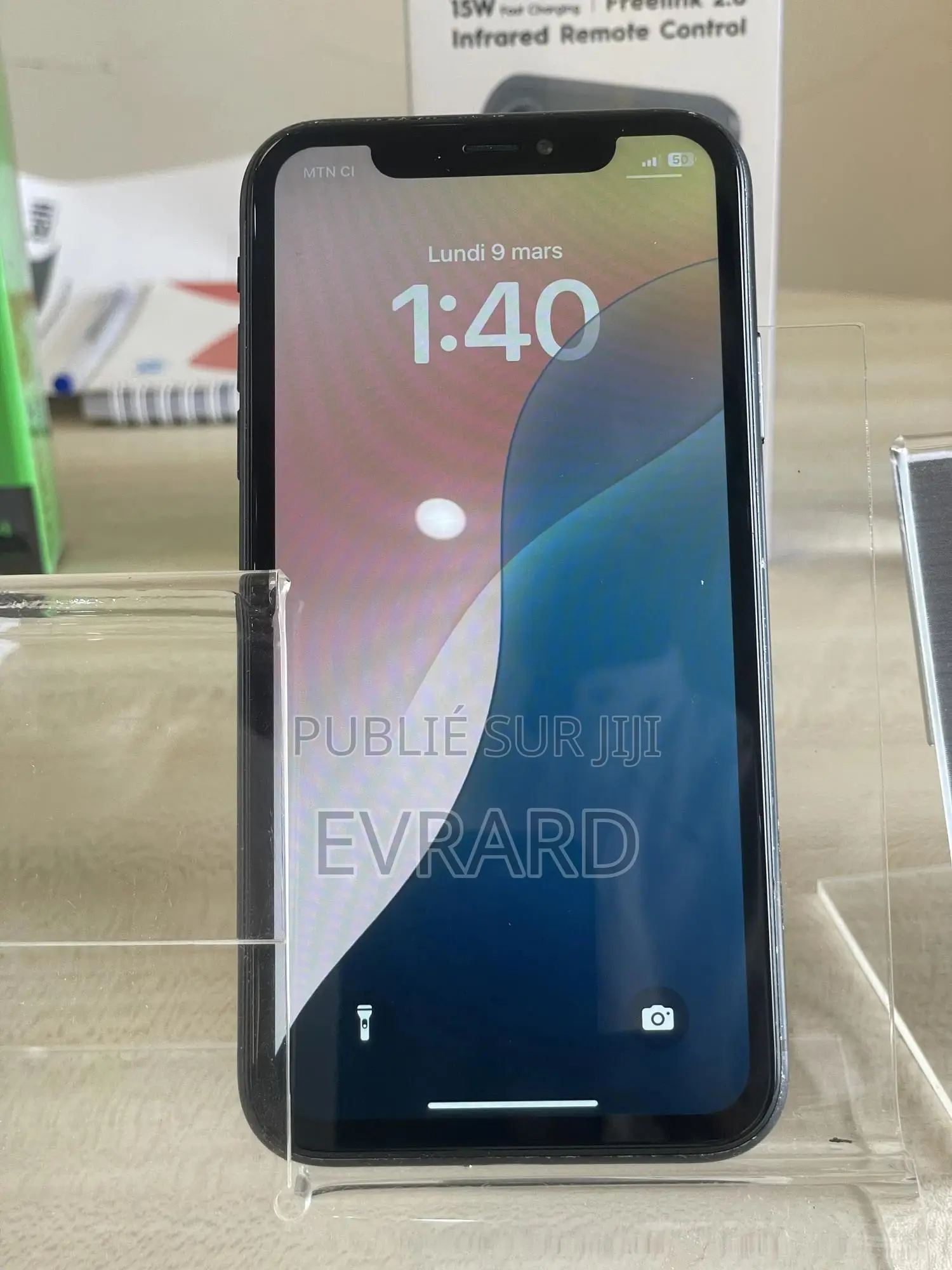 Nouveau Apple iPhone XR 64 GB Noir