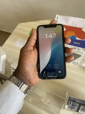 Nouveau Apple iPhone XR 64 GB Noir