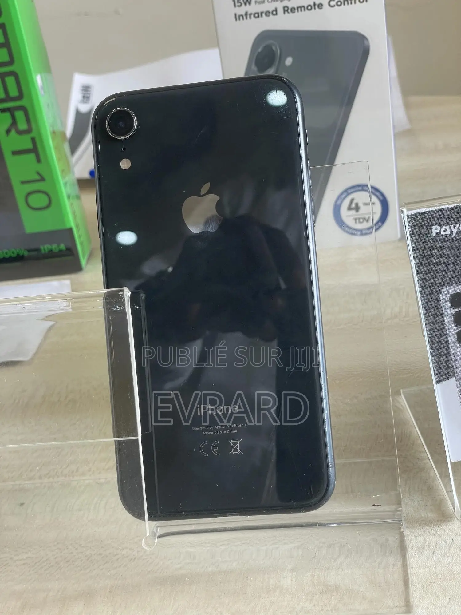 Nouveau Apple iPhone XR 64 GB Noir