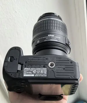 À Vendre Nikon D3200