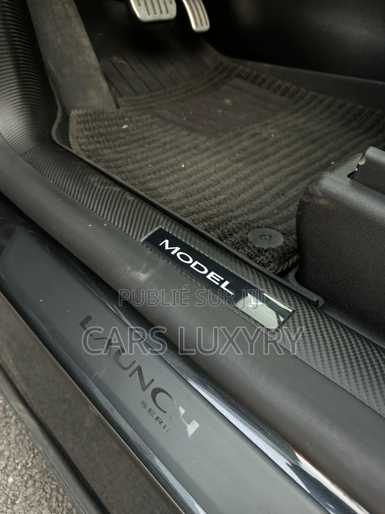 Tesla Model Y Performance AWD 2025 Noir