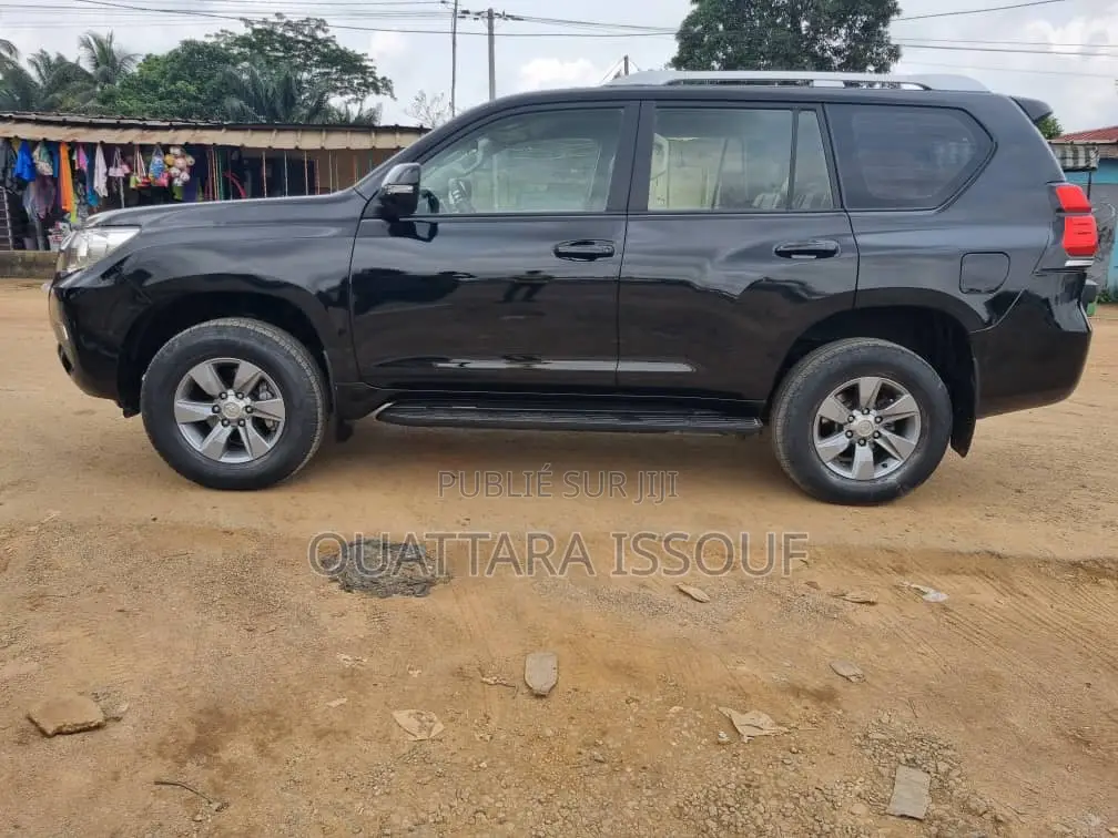 Toyota Land Cruiser Prado 4.0 Petrol GX-L 2018 Noir