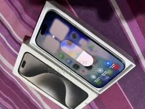 Apple iPhone 15 Pro 128 GB Argenté