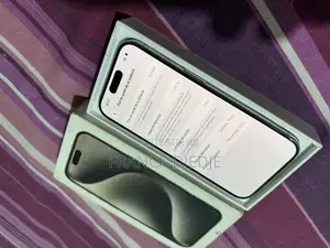 Apple iPhone 15 Pro 128 GB Argenté