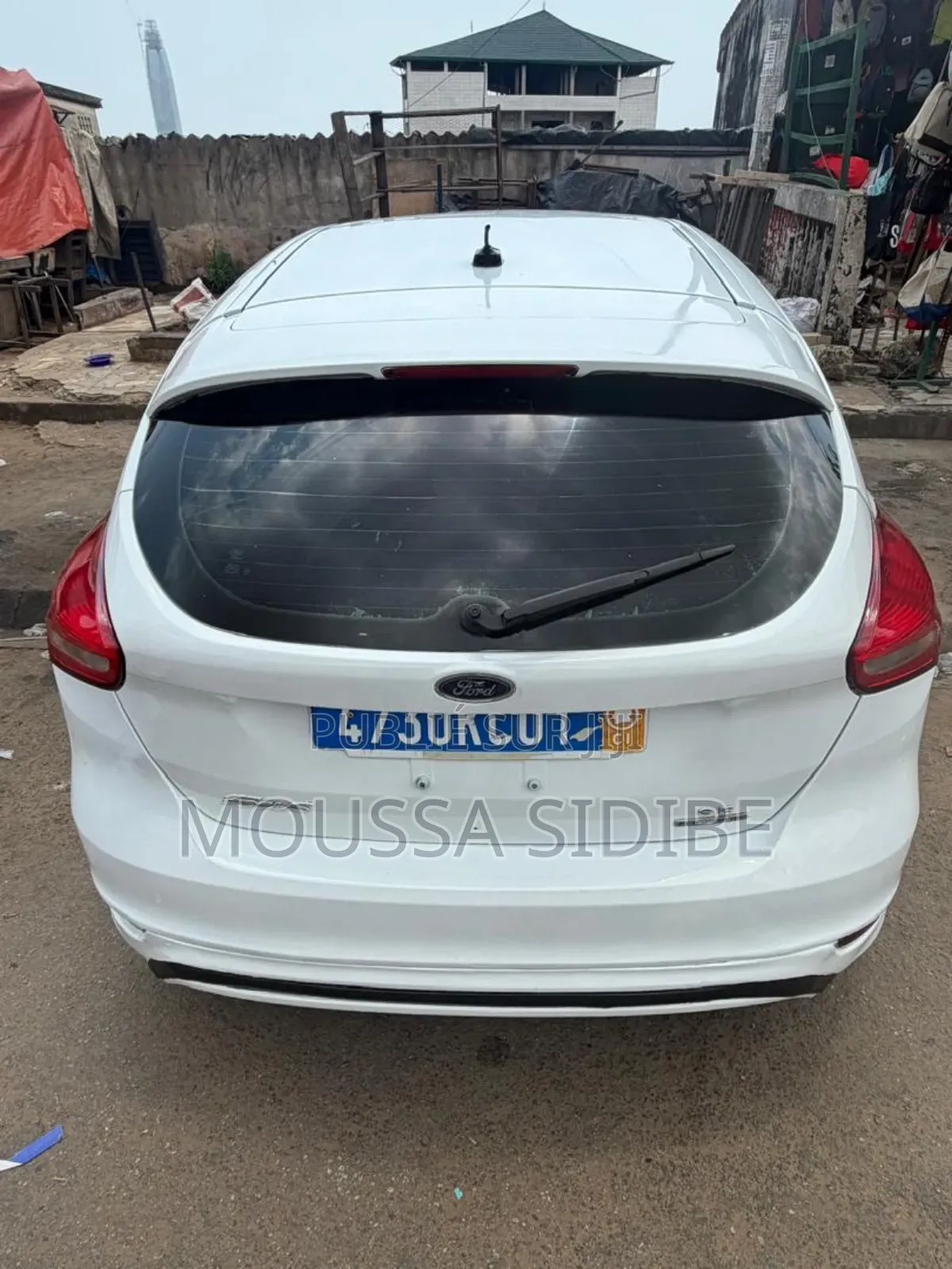 Ford Focus S 4dr Sedan (2.0L 4cyl 5M) 2014 Blanc