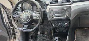 Suzuki Dzire 2022 Gris