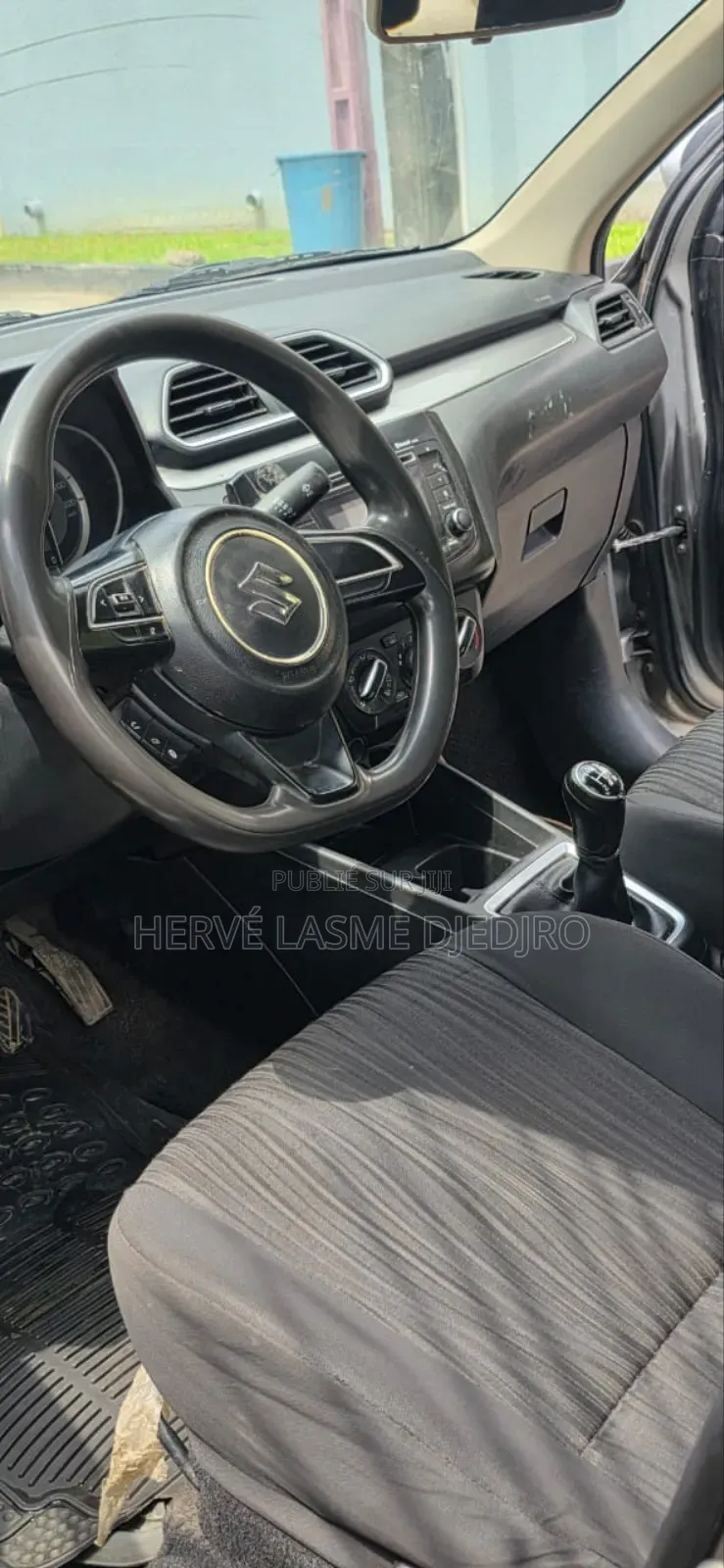 Suzuki Dzire 2022 Gris