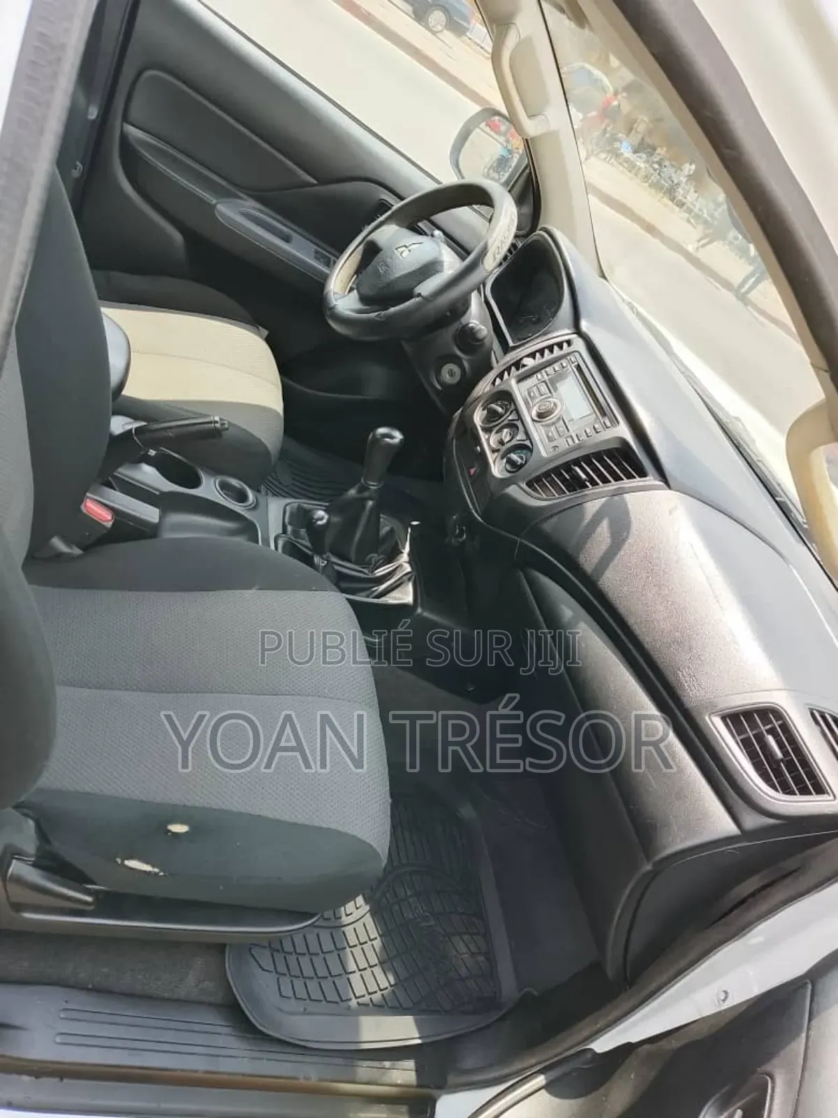 Mitsubishi L200 2021 Blanc