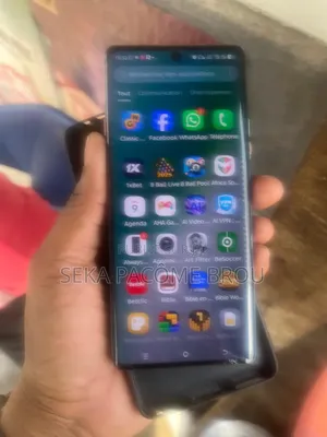 Nouveau Tecno Camon 40 Pro 4G 256 GB Gris