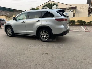 Toyota Highlander 2016 Gris