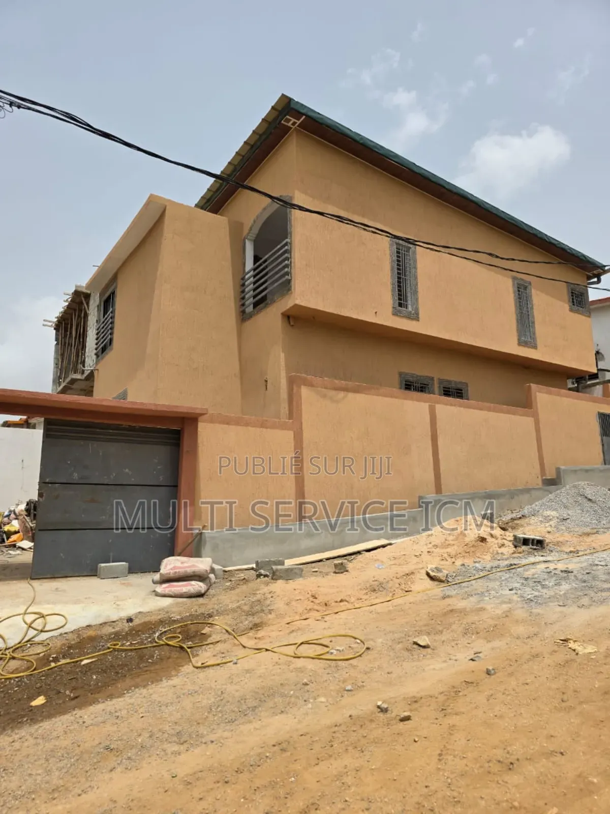 Furnished 4chbre Duplex dans Ismael Coulibaly, Bingerville à Vendre