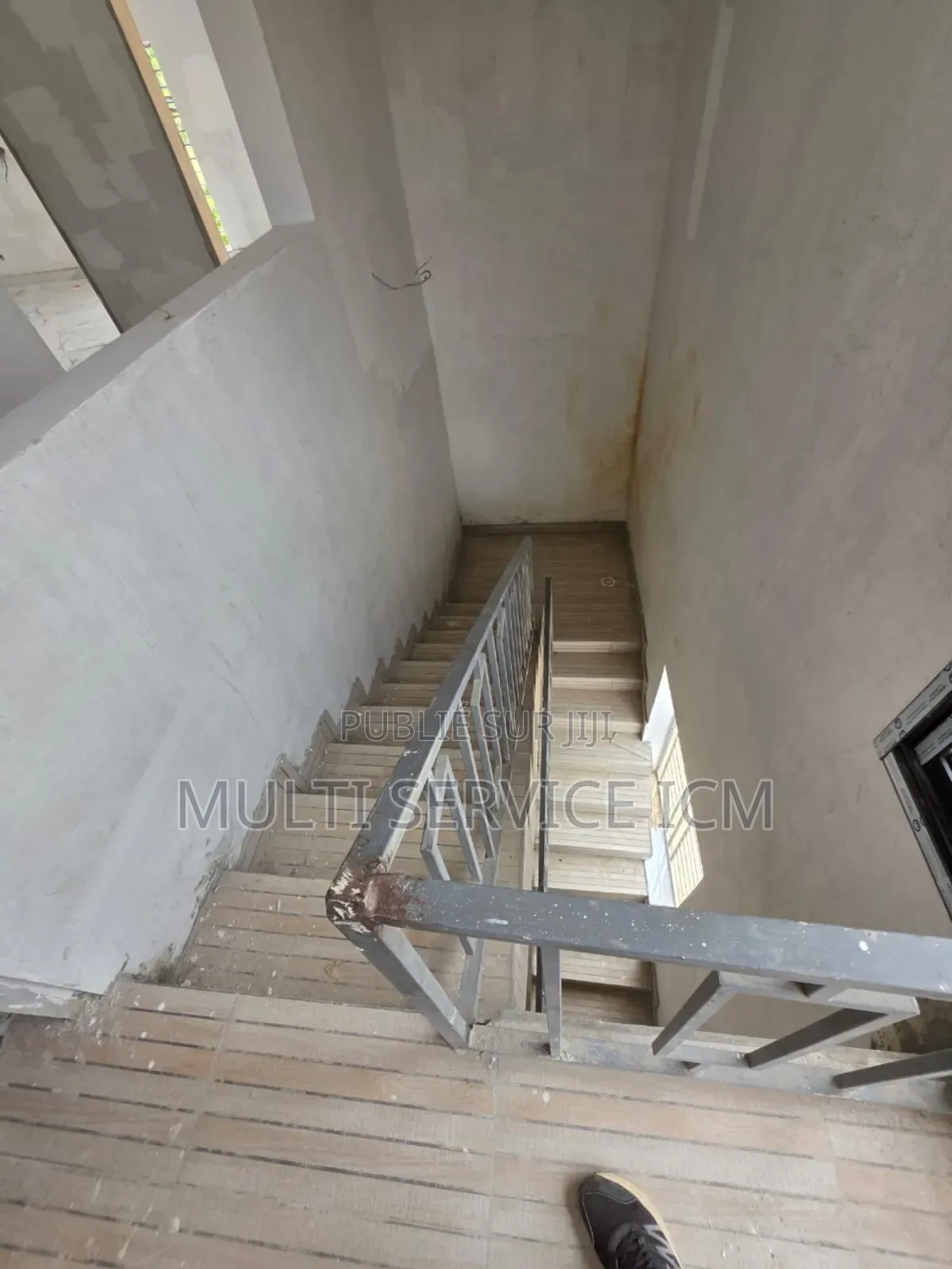 Furnished 4chbre Duplex dans Ismael Coulibaly, Bingerville à Vendre