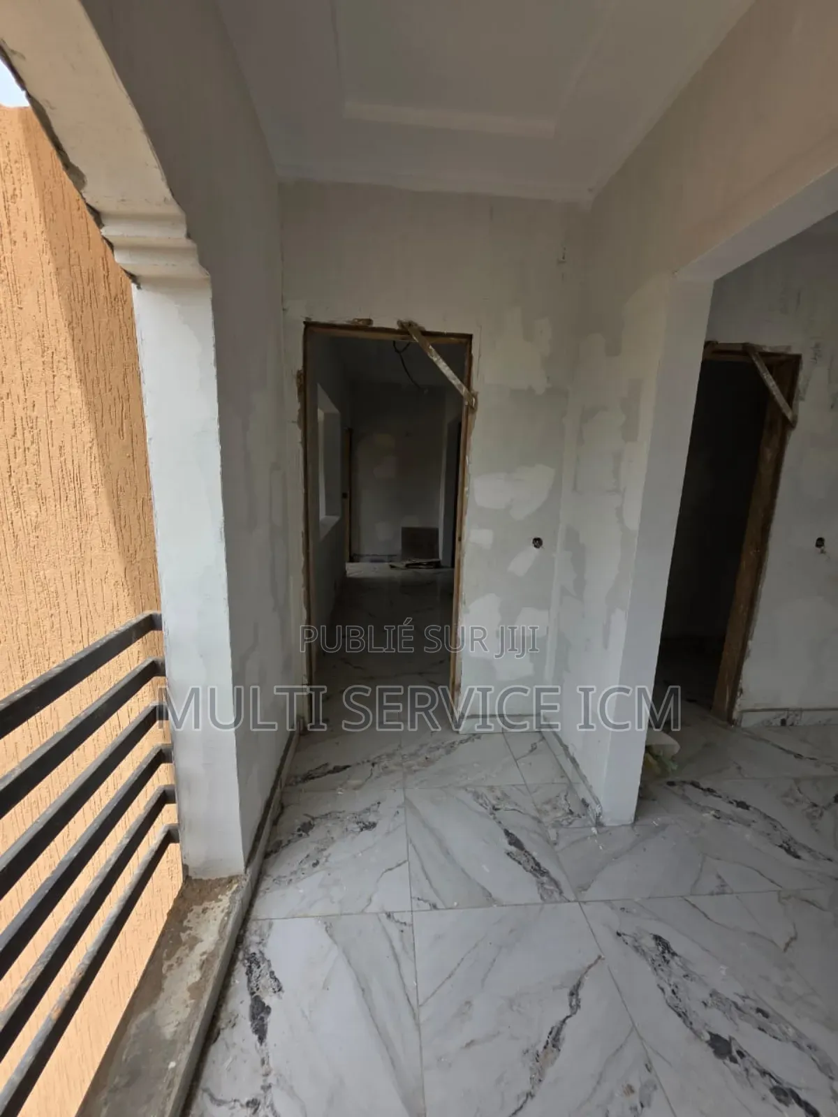 Furnished 4chbre Duplex dans Ismael Coulibaly, Bingerville à Vendre