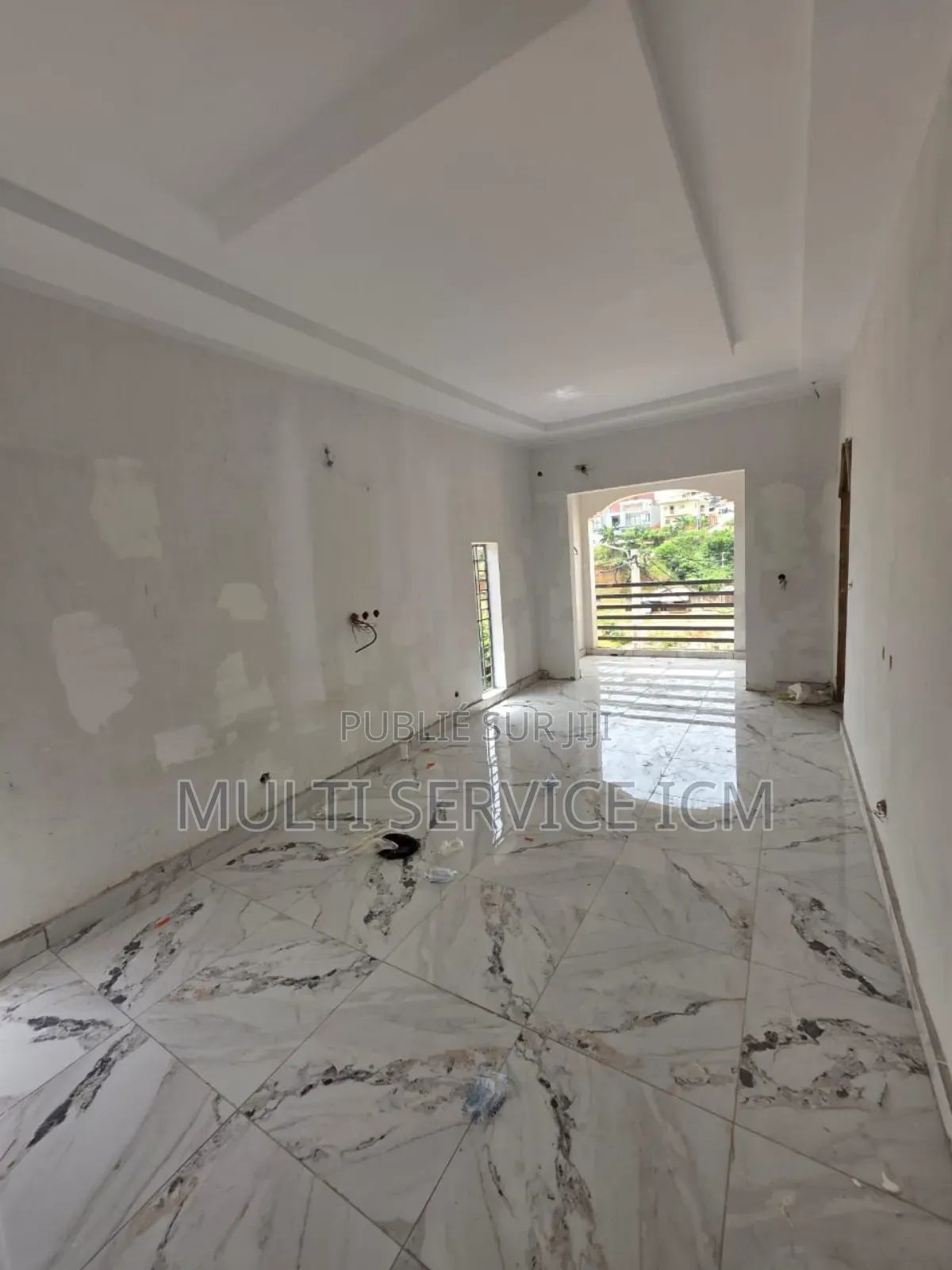 Furnished 4chbre Duplex dans Ismael Coulibaly, Bingerville à Vendre