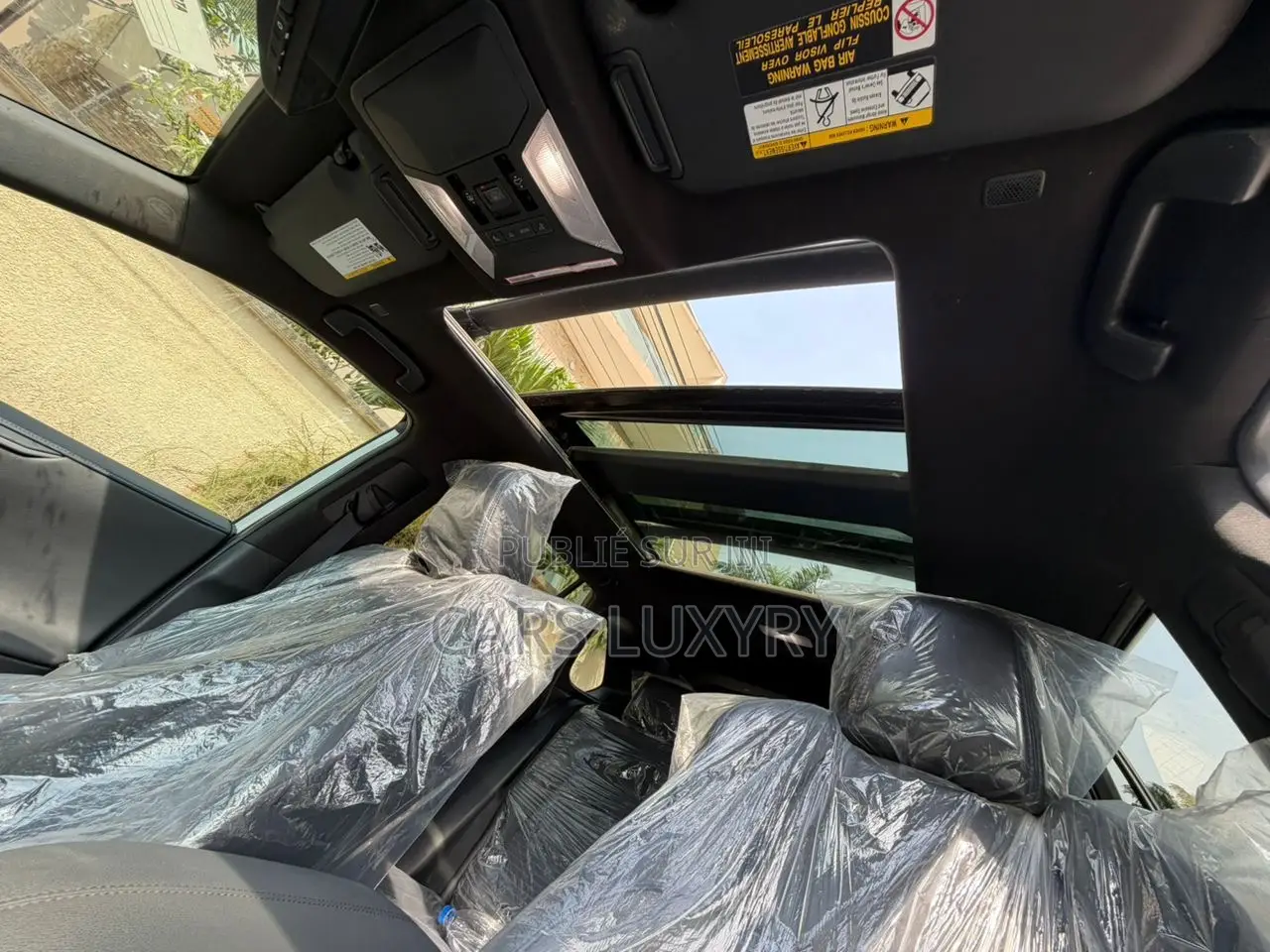 Toyota RAV4 XLE Premium AWD 2024 Blanc