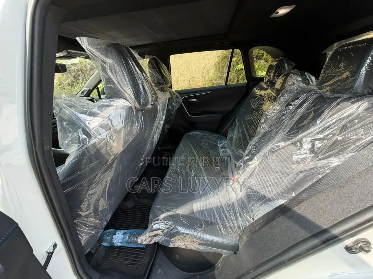 Toyota RAV4 XLE Premium AWD 2024 Blanc