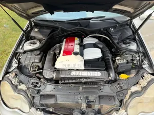 Mercedes-Benz C200 2005 Gris